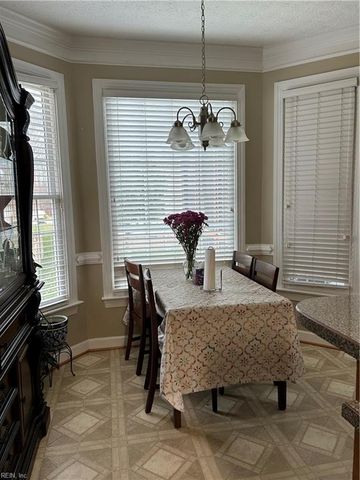 109 Sheldon CT, Yorktown, VA 23693