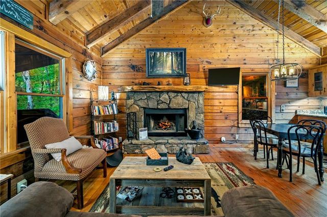 341 Valley View Road, Ellijay, GA 30536