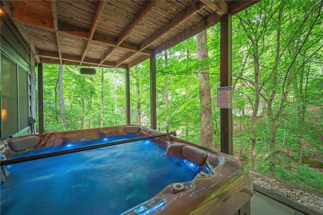 341 Valley View Road, Ellijay, GA 30536