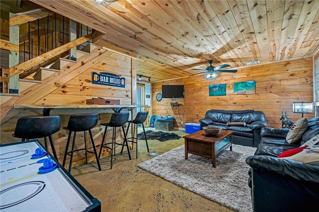 341 Valley View Road, Ellijay, GA 30536