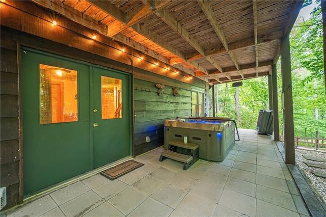 341 Valley View Road, Ellijay, GA 30536