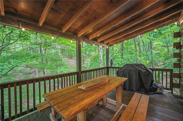 341 Valley View Road, Ellijay, GA 30536
