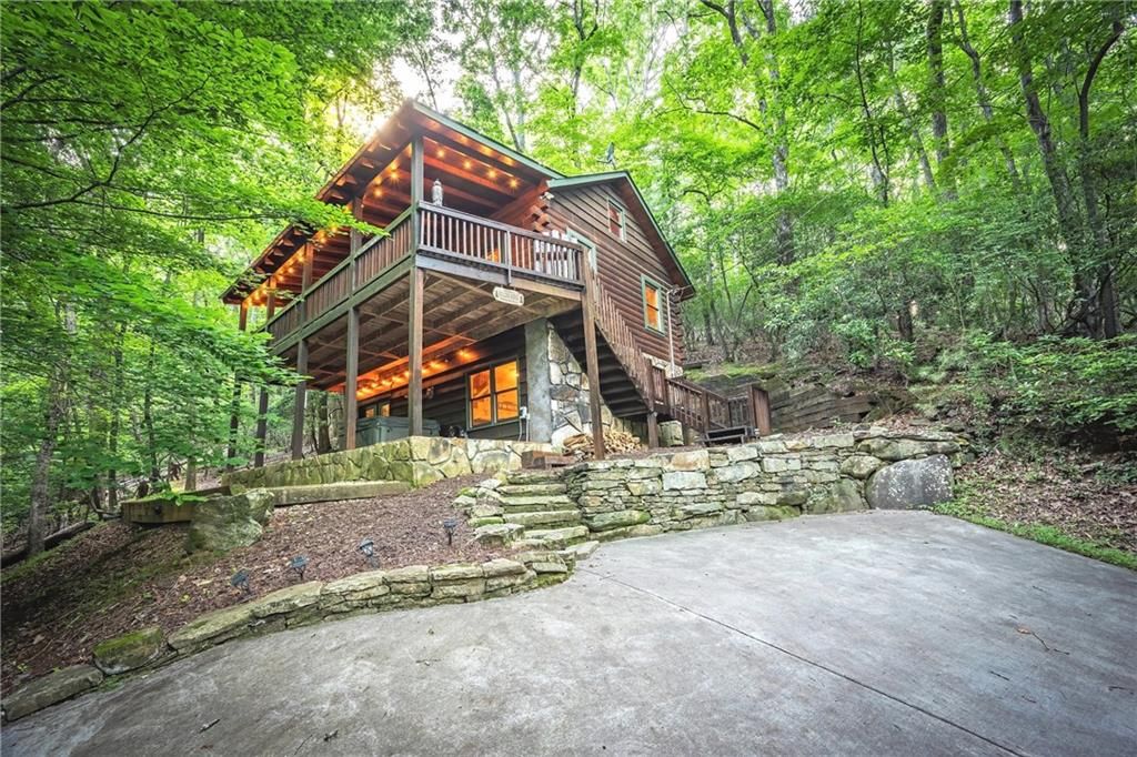 341 Valley View Road, Ellijay, GA 30536