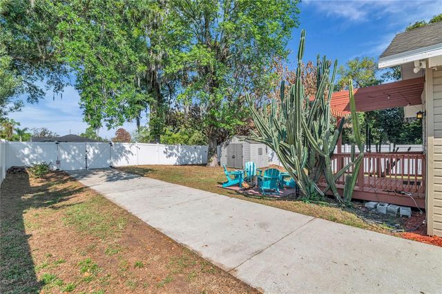 2414 NEWBERRY STREET, Orlando, FL 32806