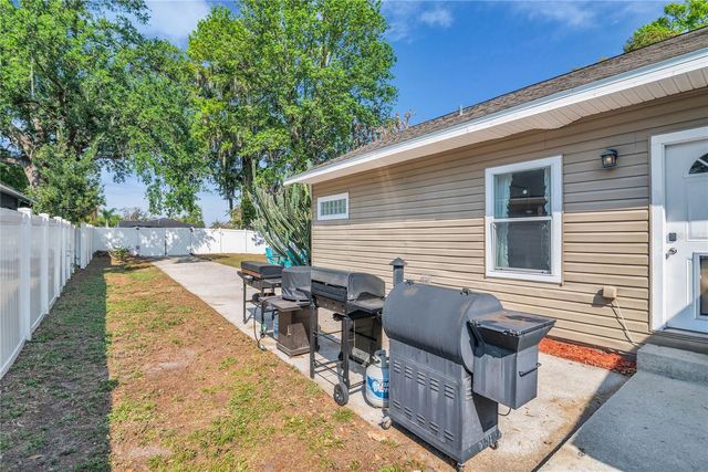 2414 NEWBERRY STREET, Orlando, FL 32806