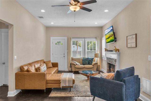 2414 NEWBERRY STREET, Orlando, FL 32806