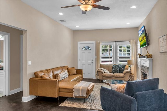 2414 NEWBERRY STREET, Orlando, FL 32806