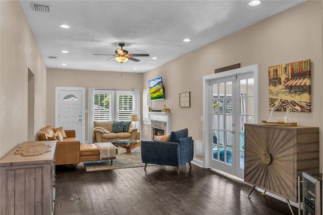 2414 NEWBERRY STREET, Orlando, FL 32806