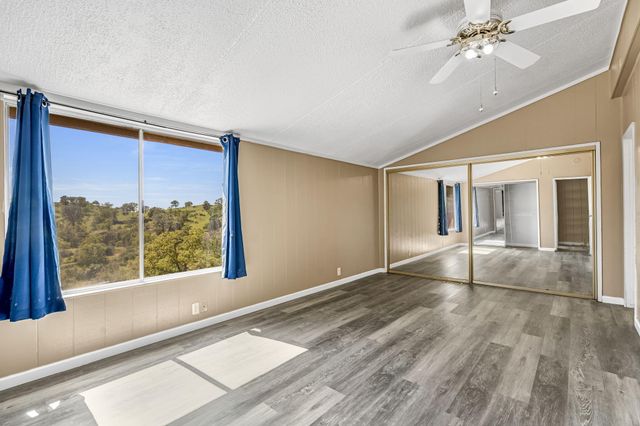 27062 Road 400, Madera, CA 93636