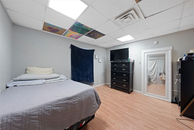 1020 E Jefferson Avenue, Whitney, TX 76692