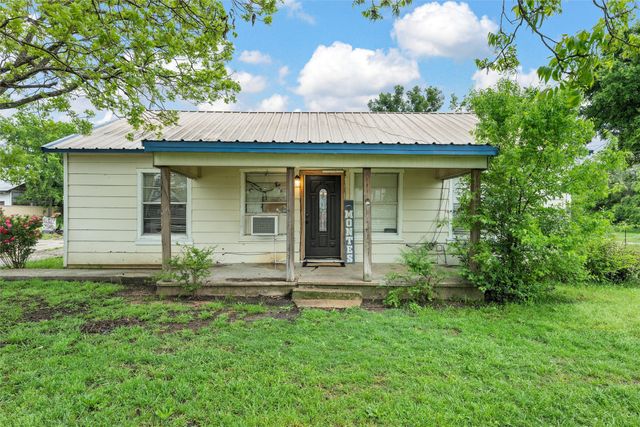 1020 E Jefferson Avenue, Whitney, TX 76692