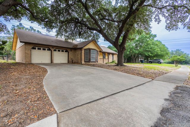 10503 Luzon Dr, San Antonio, TX 78217