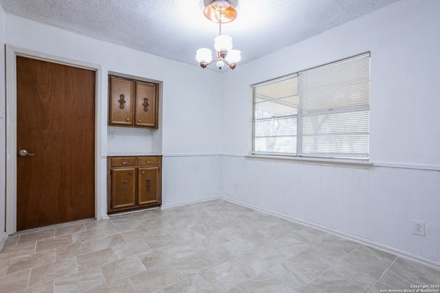 10503 Luzon Dr, San Antonio, TX 78217