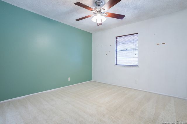 10503 Luzon Dr, San Antonio, TX 78217
