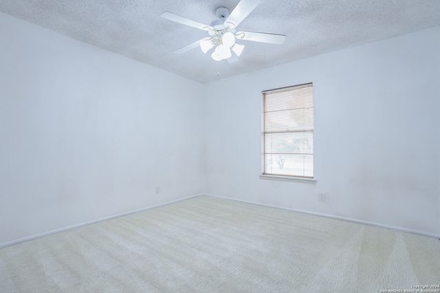 10503 Luzon Dr, San Antonio, TX 78217