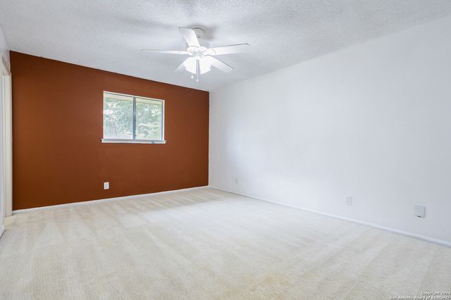 10503 Luzon Dr, San Antonio, TX 78217