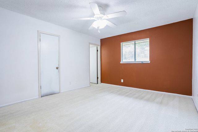10503 Luzon Dr, San Antonio, TX 78217