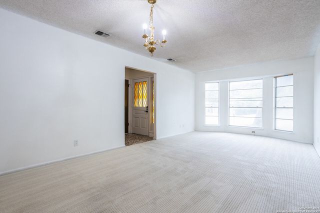10503 Luzon Dr, San Antonio, TX 78217