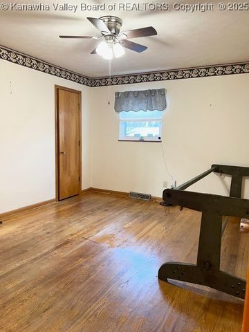 1130 Lyndale Drive, Charleston, WV 25314