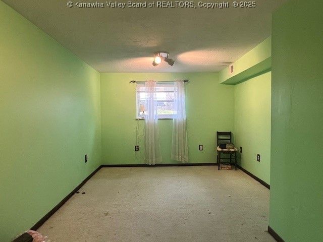 1130 Lyndale Drive, Charleston, WV 25314