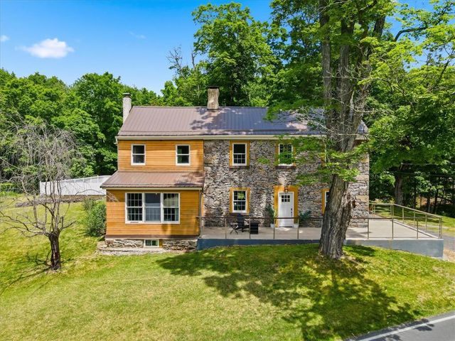 2408 Clearview Avenue, Stroud Twp, PA 18360