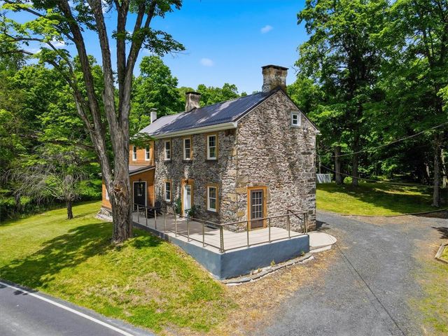 2408 Clearview Avenue, Stroud Twp, PA 18360