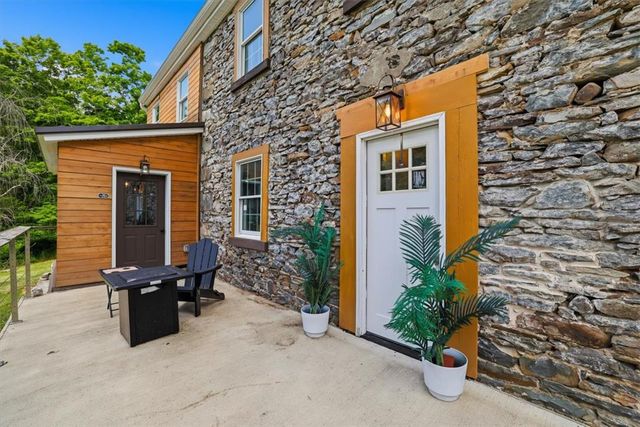 2408 Clearview Avenue, Stroud Twp, PA 18360