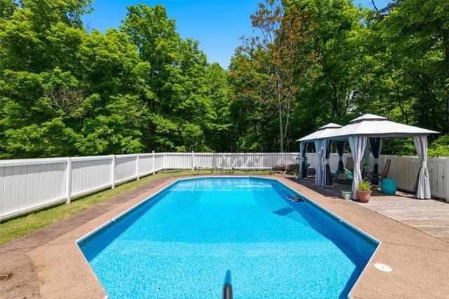2408 Clearview Avenue, Stroud Twp, PA 18360
