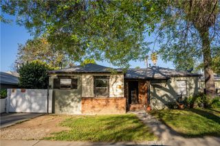 6941 Newcastle, Reseda, CA 91335