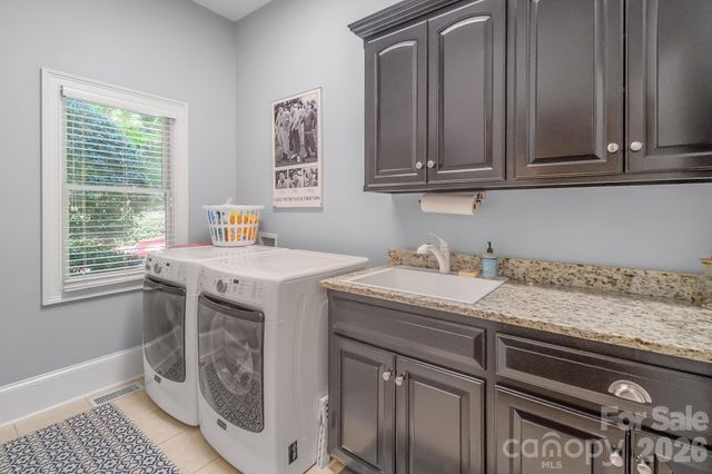 121 Seabury Drive, Mooresville, NC 28117