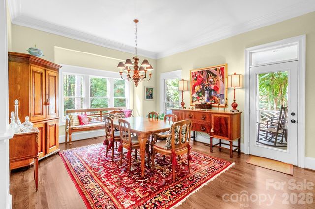 121 Seabury Drive, Mooresville, NC 28117