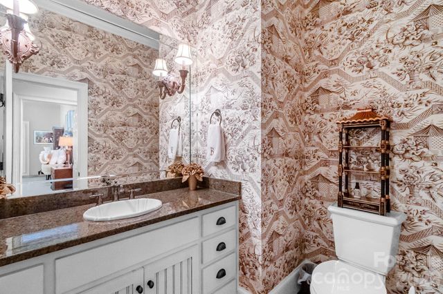 121 Seabury Drive, Mooresville, NC 28117