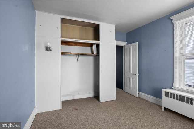 35 W DONEGAL ST, Mount Joy, PA 17552