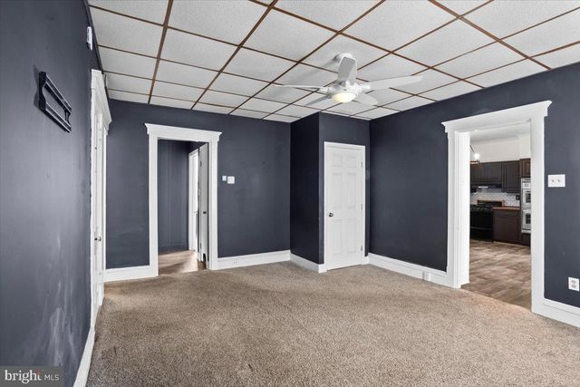 35 W DONEGAL ST, Mount Joy, PA 17552