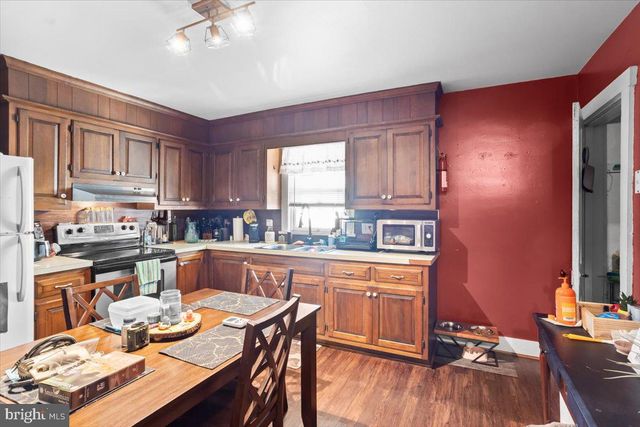 35 W DONEGAL ST, Mount Joy, PA 17552