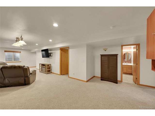 2558 Jarett Dr, Mead, CO 80542