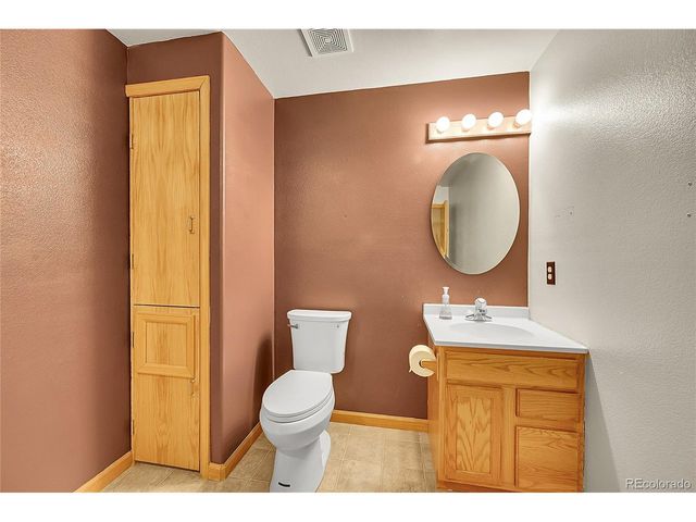 2558 Jarett Dr, Mead, CO 80542