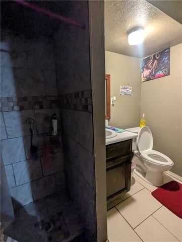 137 Lawn Avenue, Kansas City, MO 64123