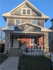 137 Lawn Avenue, Kansas City, MO 64123