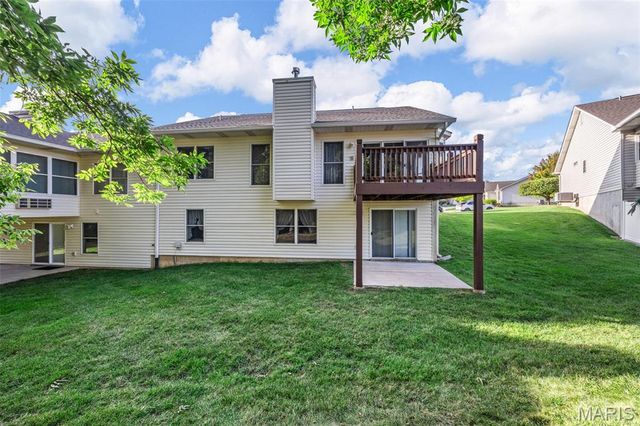 1126 Villa Flora Drive 45A, O'fallon, MO 63366