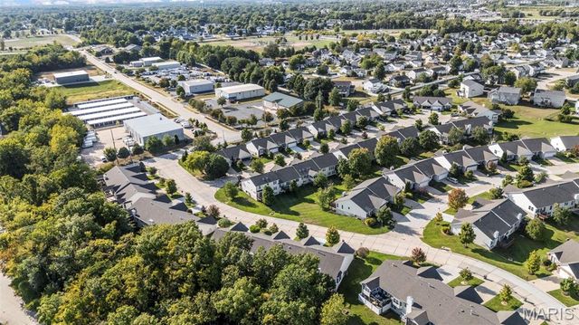 1126 Villa Flora Drive 45A, O'fallon, MO 63366