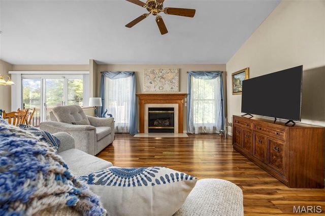 1126 Villa Flora Drive 45A, O'fallon, MO 63366