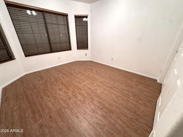 1129 E NARDINI Street, San Tan Valley, AZ 85140