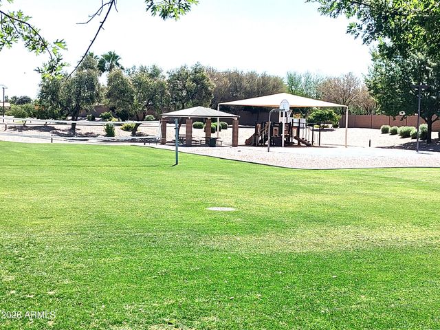 1129 E NARDINI Street, San Tan Valley, AZ 85140