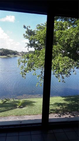 206 Lake Pointe Dr 206, Oakland Park, FL 33309