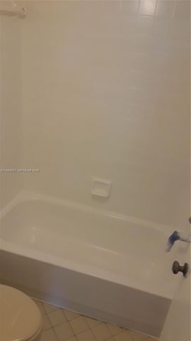 206 Lake Pointe Dr 206, Oakland Park, FL 33309