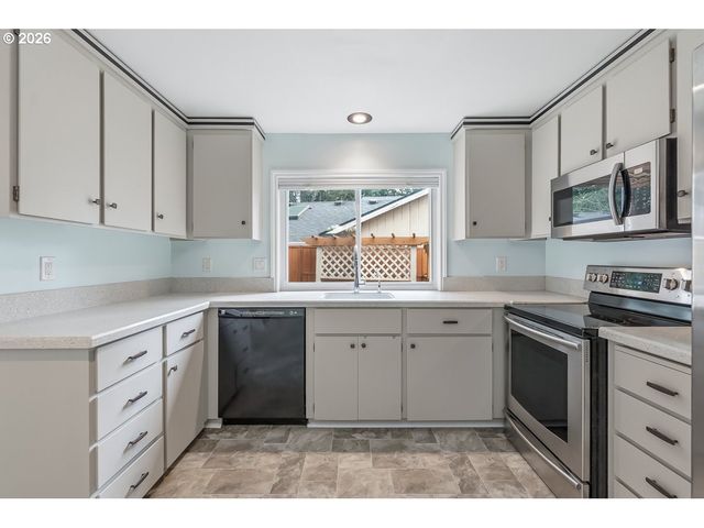 5279 Sw 153RD Ave, Beaverton, OR 97007