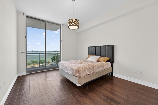 7901 Hispanola Avenue 807, North Bay Village, FL 33141