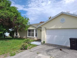 374 SW De Gouvea Terrace, Port St. Lucie, Port St Lucie, FL 34984