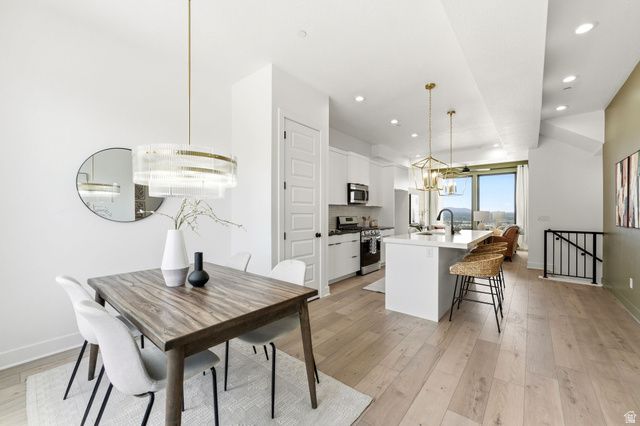 313 E ENDURANCE CIR, Draper, UT 84020